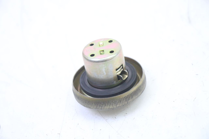 photo de BOUCHON RESERVOIR ESSENCE SYM JET 14 4T 50 (2018 - 2022)