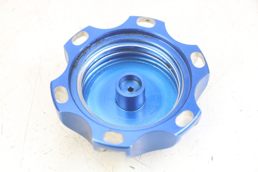 photo de BOUCHON RESERVOIR ESSENCE KAWASAKI KX 85 (2001 - 2013)
