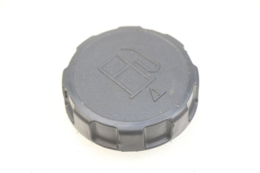 photo de BOUCHON RESERVOIR ESSENCE PEUGEOT KISBEE 4T 50 (2010 - 2017)