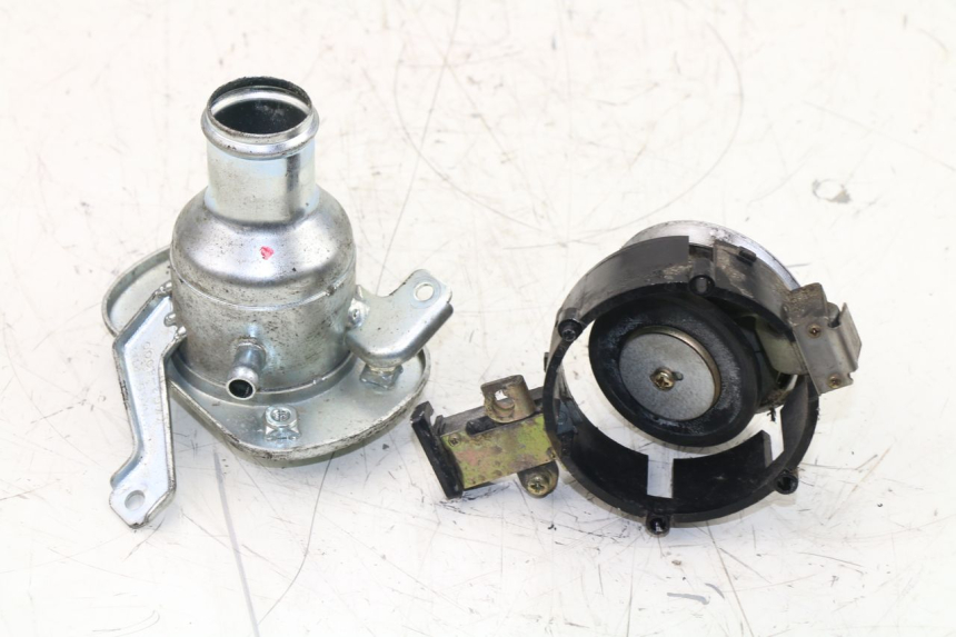 photo de BOUCHON RESERVOIR ESSENCE KYMCO GRAND DINK 125 (2008 - 2014)