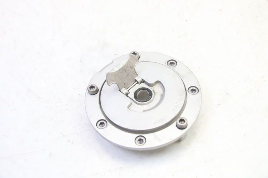 photo de BOUCHON RESERVOIR ESSENCE HONDA NTV DEAUVILLE 650 (2001 - 2006)