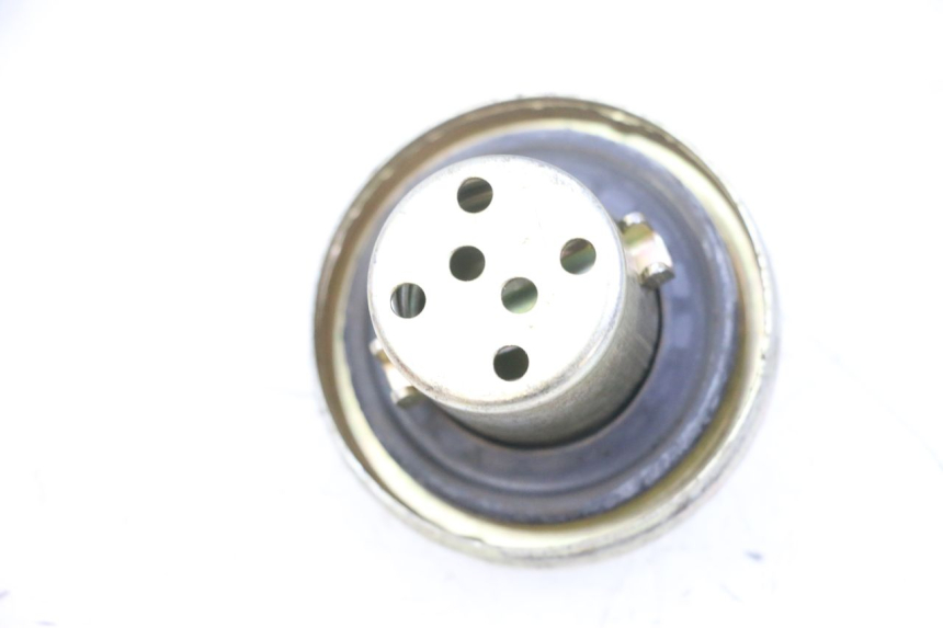 photo de BOUCHON RESERVOIR ESSENCE JM MOTORS OLDIES GT 4T 50 (2018 - 2025) - Zoom état d’usage