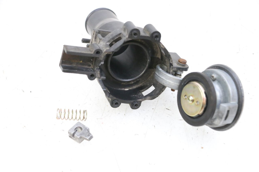 photo de BOUCHON RESERVOIR ESSENCE SYM ORBIT III 3 4T 50 (2018 - 2021) - Vue principale