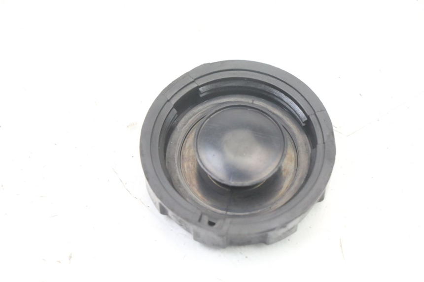 photo de BOUCHON RESERVOIR ESSENCE PEUGEOT KISBEE 4T 50 (2018 - 2022)