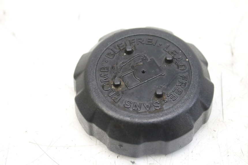photo de BOUCHON RESERVOIR ESSENCE PEUGEOT LUDIX 50 (2008 - 2017)