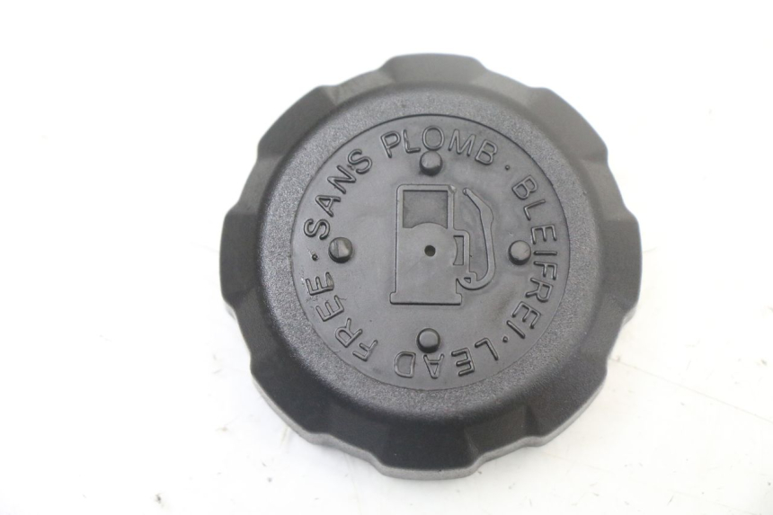 photo de BOUCHON RESERVOIR ESSENCE PEUGEOT TKR TREKKER FURIOUS 50 (2005 - 2014)