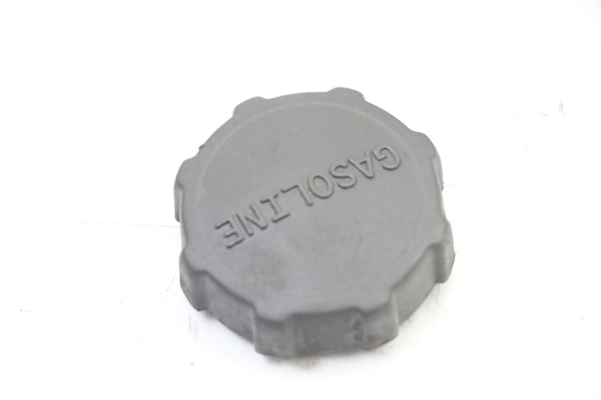 photo de BOUCHON RESERVOIR ESSENCE PIAGGIO VESPA S 2T 50 (2007 - 2014)