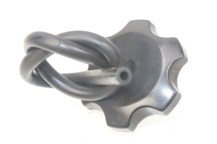 photo de BOUCHON RESERVOIR ESSENCE YAMAHA PW 50 (1984 - 2020)