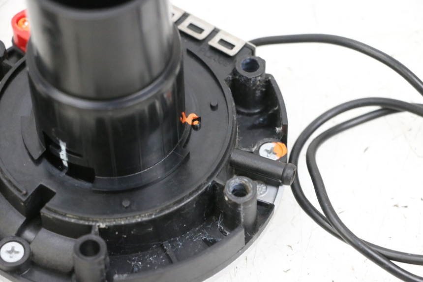 photo de BOUCHON RESERVOIR ESSENCE BMW R GS 1250 (2021 - 2024) - Gros plan technique