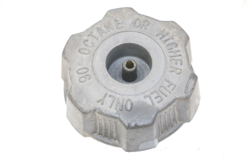 photo de BOUCHON RESERVOIR ESSENCE HYTRACK S 150 (2003 - 2011)