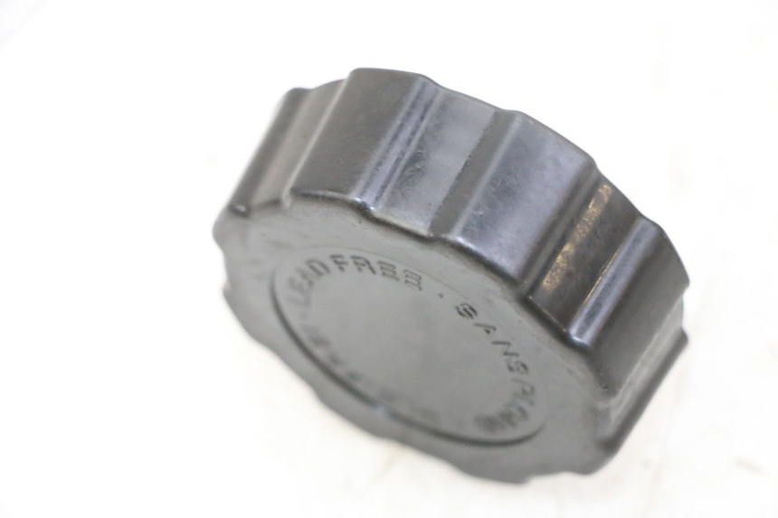 photo de BOUCHON RESERVOIR ESSENCE PEUGEOT SATELIS 125 (2013 - 2018)