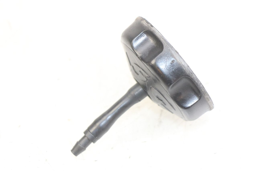 photo de BOUCHON RESERVOIR ESSENCE GAS-GAS SM ROOKIE 50 (2001 - 2005) - Zoom état d’usage