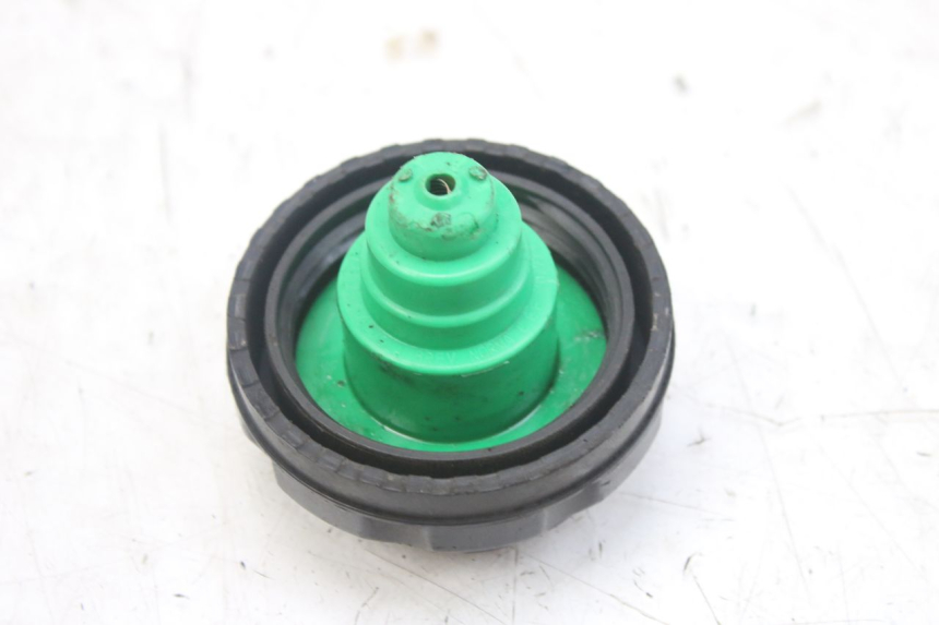 photo de BOUCHON RESERVOIR ESSENCE SUZUKI SMX SUPERMOTARD 50 (1996 - 2001)