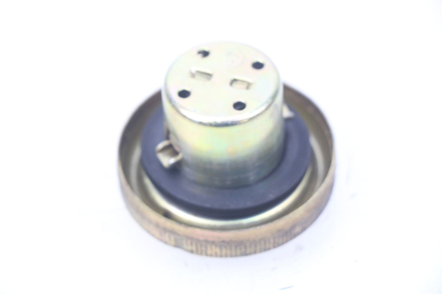 photo de BOUCHON RESERVOIR ESSENCE SYM ORBIT 2 4T 50 (2008 - 2017)