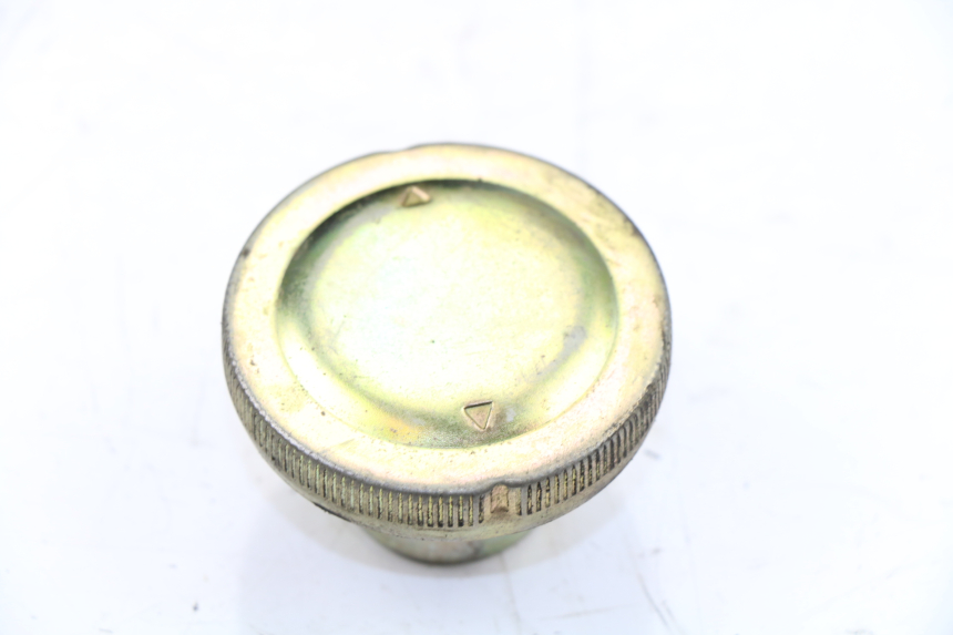 photo de BOUCHON RESERVOIR ESSENCE SYM ORBIT 2 50 (2008 - 2014)