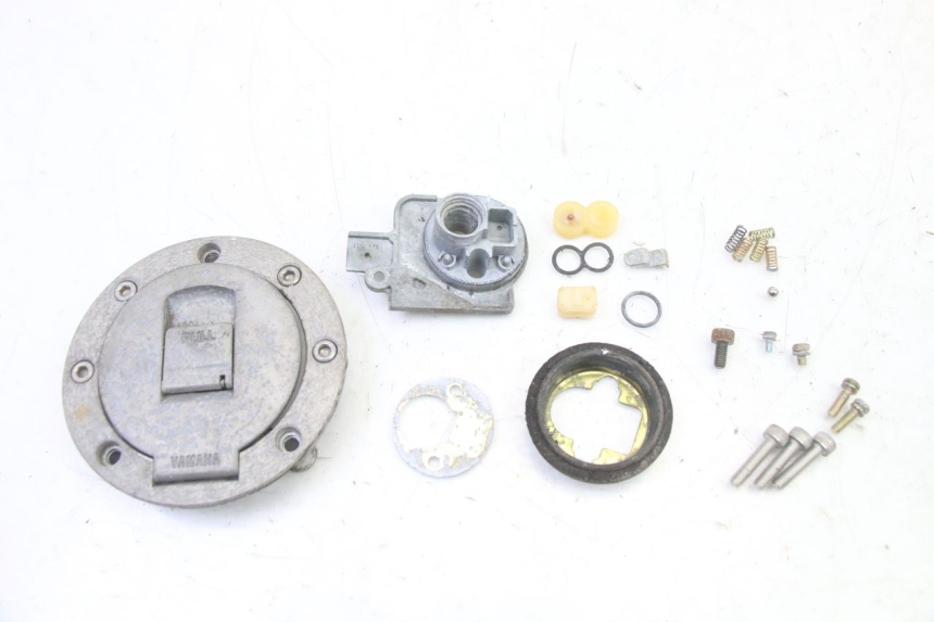 photo de BOUCHON RESERVOIR ESSENCE YAMAHA TDR DELTABOX 125 (1993 - 2003)