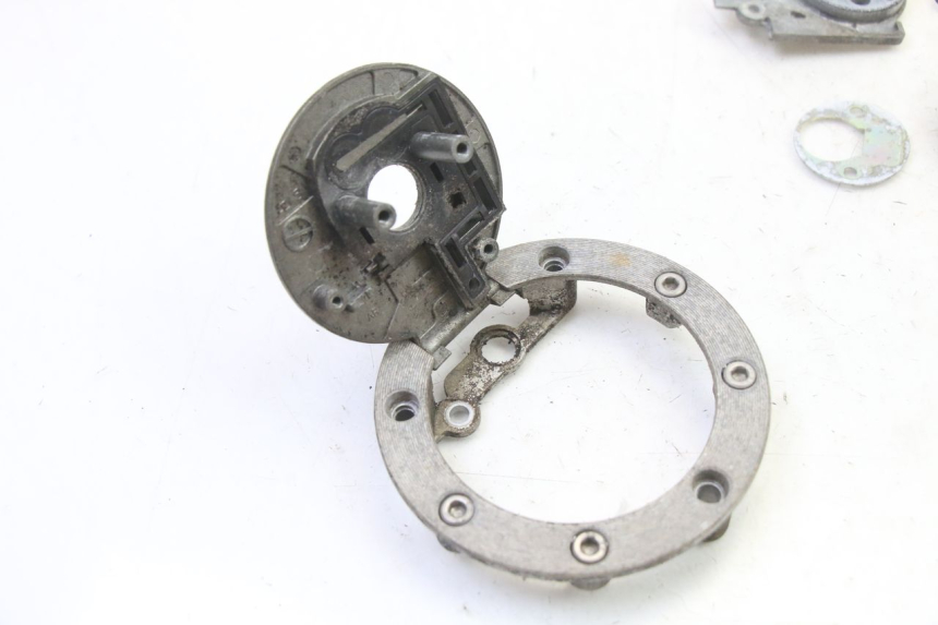 photo de BOUCHON RESERVOIR ESSENCE YAMAHA TDR DELTABOX 125 (1993 - 2003)