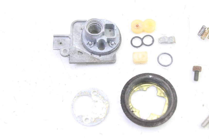 photo de BOUCHON RESERVOIR ESSENCE YAMAHA TDR DELTABOX 125 (1993 - 2003)