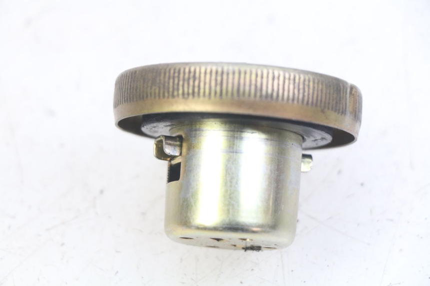 photo de BOUCHON RESERVOIR ESSENCE SYM X-PRO 4T 50 (2014 - 2021)