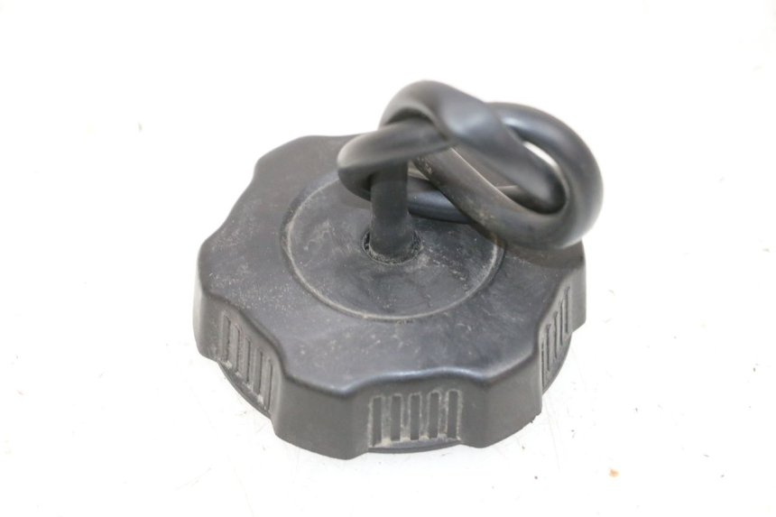 photo de BOUCHON RESERVOIR ESSENCE YAMAHA YFM R RAPTOR 250 (2008 - 2014) - Détail de la pièce