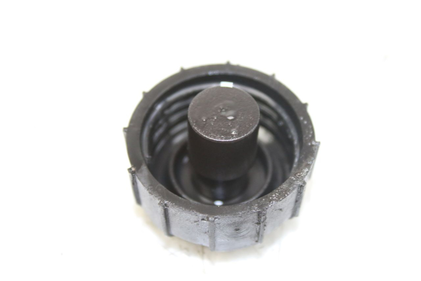 photo de BOUCHON RESERVOIR HUILE PEUGEOT CITYSTAR 50 (2013 - 2017)