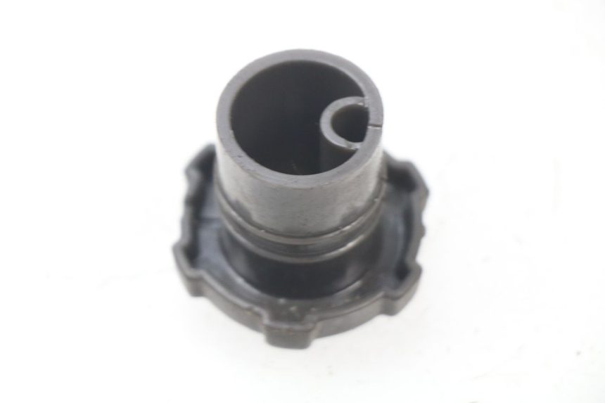 photo de BOUCHON RESERVOIR HUILE PIAGGIO FLY 2T 50 (2004 - 2017)