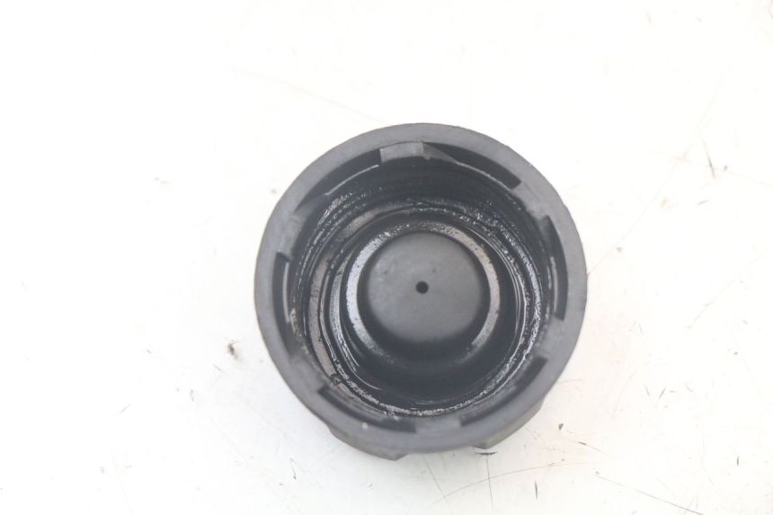 photo de BOUCHON RESERVOIR HUILE FANTIC XM PERFORMANCE 2T 50 (2021 - 2022)