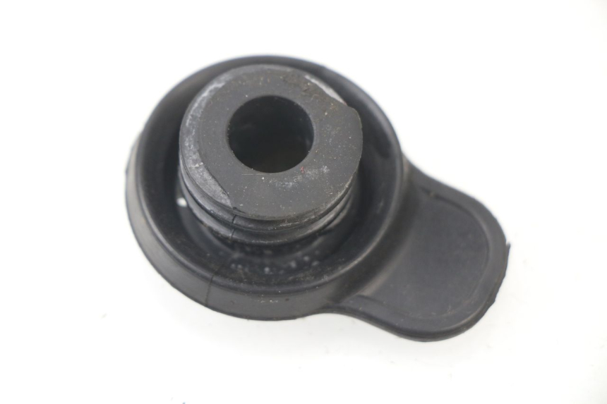 photo de BOUCHON VASE EXPANSION YAMAHA AEROX 4 50 (2018 - 2020)