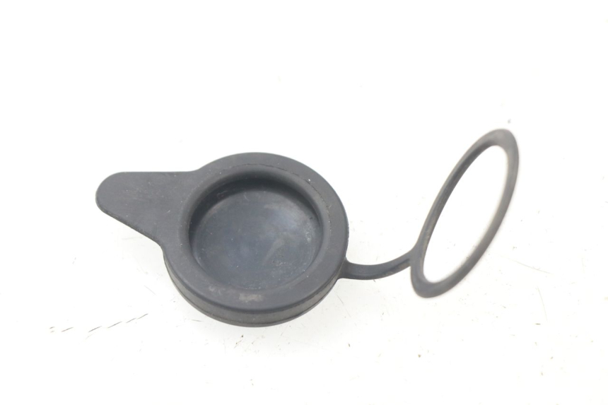 photo de BOUCHON VASE EXPANSION HONDA CBR 919 RR FIREBLADE 900 (1998 - 1999)