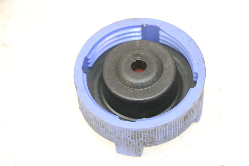 photo de BOUCHON VASE EXPANSION PEUGEOT ELYSTAR 125 (2002 - 2007)