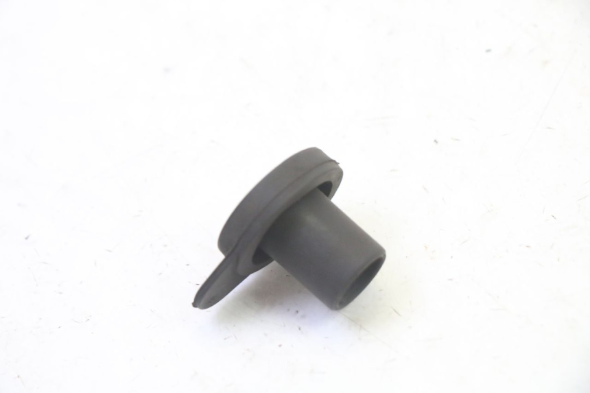 photo de BOUCHON VASE EXPANSION HONDA FES S-WING SWING ABS 125 (2007 - 2015)