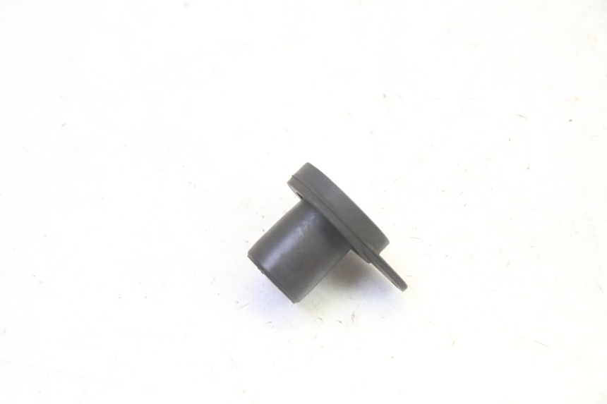 photo de BOUCHON VASE EXPANSION HONDA FES S-WING SWING ABS 125 (2007 - 2015)