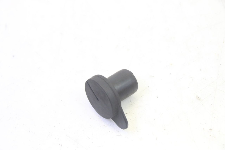 photo de BOUCHON VASE EXPANSION HONDA FES S-WING SWING ABS 125 (2007 - 2015)