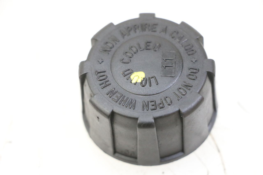 photo de BOUCHON VASE EXPANSION PIAGGIO MP3 500 (2014 - 2016)