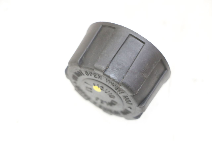 photo de BOUCHON VASE EXPANSION PIAGGIO MP3 LT 400 (2007 - 2012)
