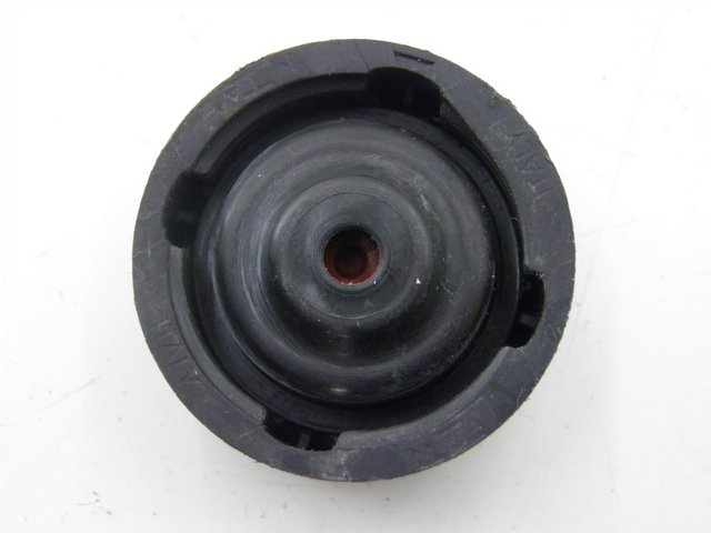 photo de BOUCHON VASE EXPANSION PIAGGIO X8 125 (2004 - 2007)