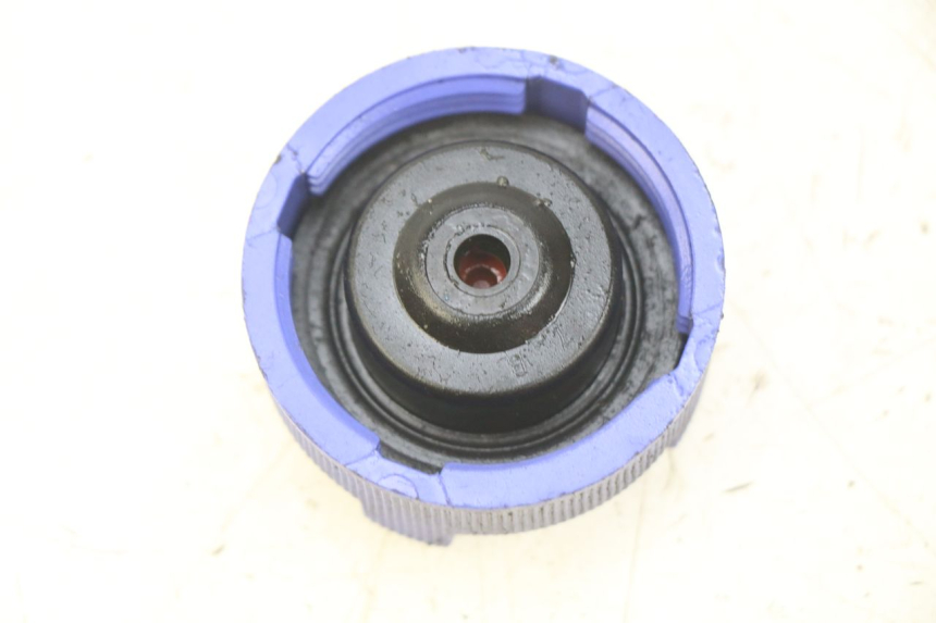 photo de BOUCHON VASE EXPANSION PEUGEOT SATELIS 125 (2006 - 2009)