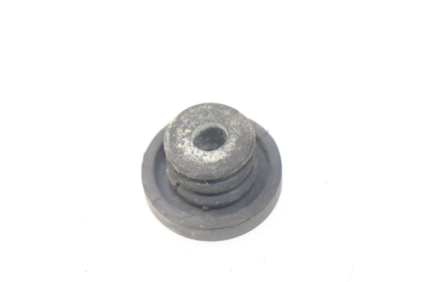 photo de BOUCHON VASE EXPANSION SUZUKI UC EPICURO 125 (1999 - 2003)
