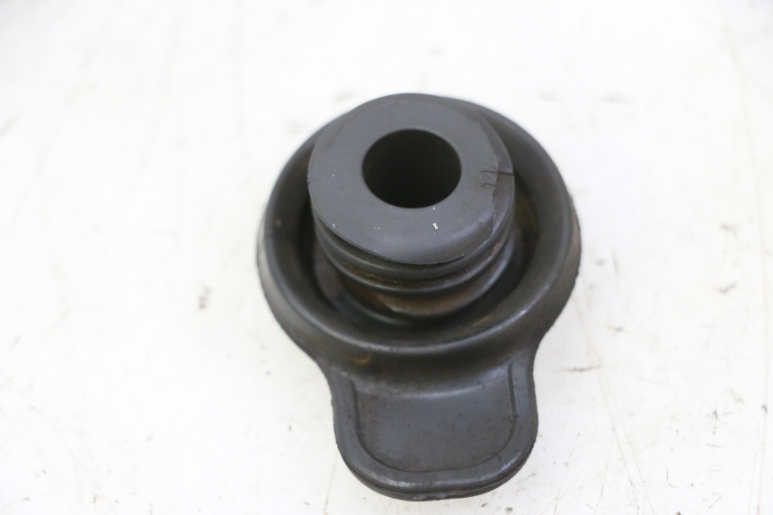 photo de BOUCHON VASE EXPANSION YAMAHA X-MAX XMAX 250 (2006 - 2009)