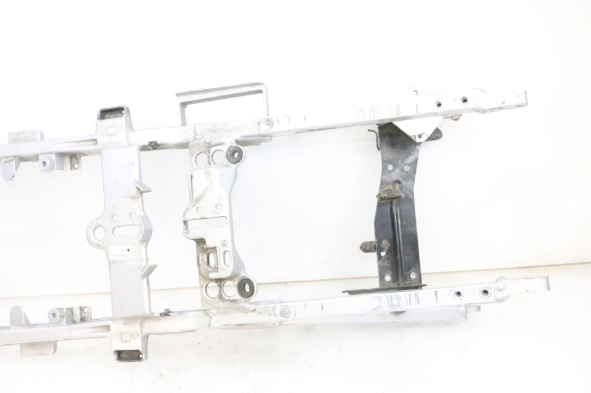 photo de BOUCLE CADRE ARRIERE YAMAHA FJR ABS 1300 (2006 - 2012) - Marquages et références