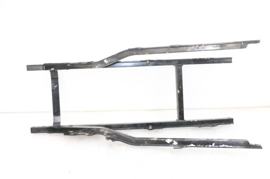 photo de BOUCLE CADRE ARRIERE KAWASAKI GPX R WARBIRD 600 (1988 - 1993) - Détail de la pièce