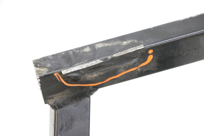 photo de BOUCLE CADRE ARRIERE KAWASAKI GPZ RX 1000 (1986 - 1988) - Autre angle de vue