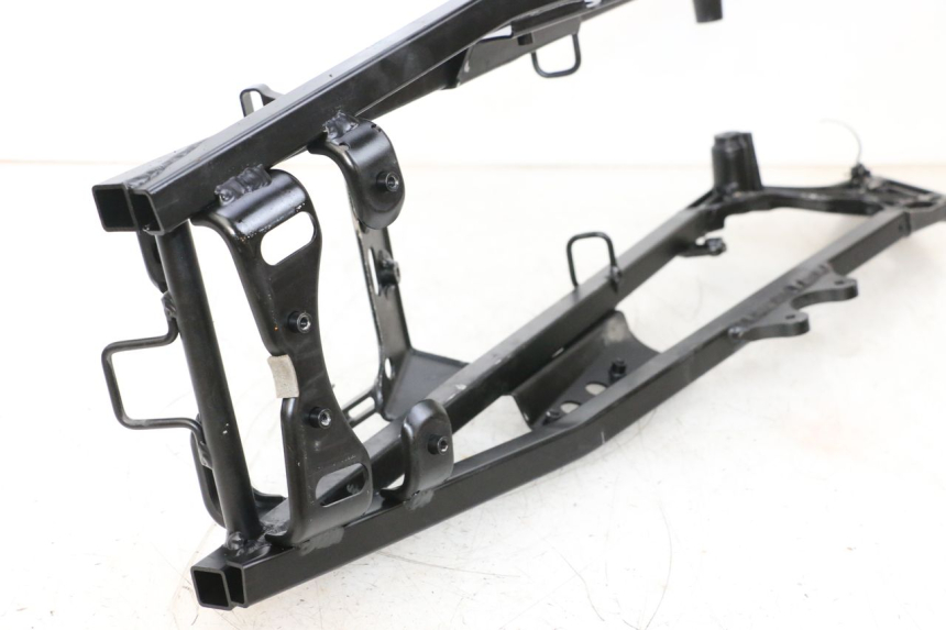 photo de BOUCLE CADRE ARRIERE SUZUKI GSXR GSX-R 1000 (2003 - 2004) - Détail de la pièce