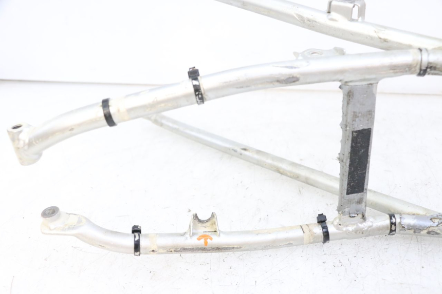 photo de BOUCLE CADRE ARRIERE HONDA CR 85 (2003 - 2007)