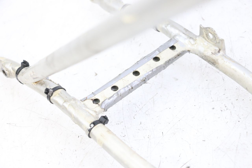 photo de BOUCLE CADRE ARRIERE HONDA CR 85 (2003 - 2007)