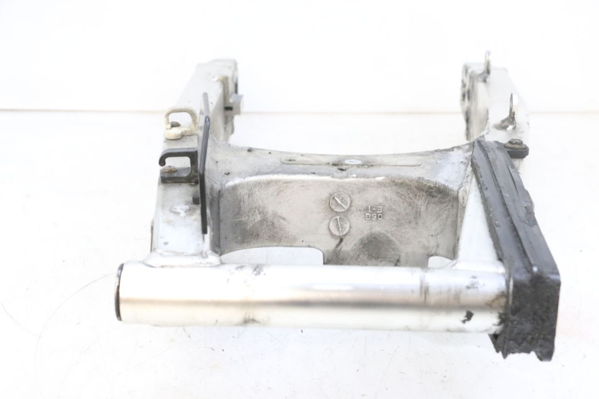 photo de BRAS OSCILLANT SUZUKI DL V STROM 1000 (2002 - 2007) - Inspection visuelle