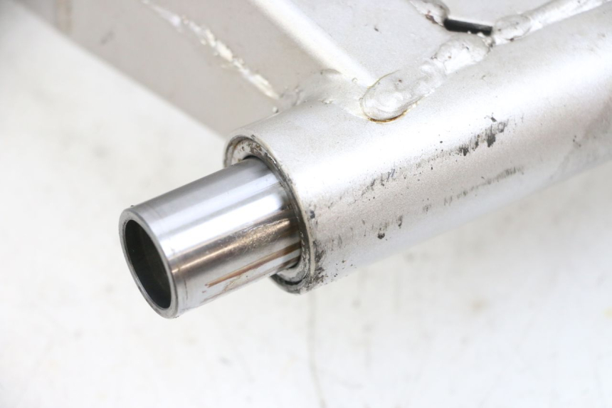 photo de BRAS OSCILLANT SUZUKI GSF N BANDIT 600 (1996 - 1999) - Points de fixation