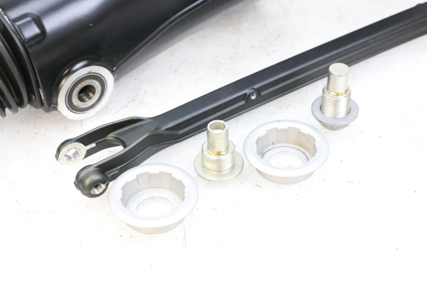 photo de BRAS OSCILLANT BMW R GS 1250 (2021 - 2024) - Détail de la pièce