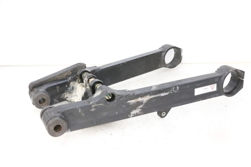 photo de BRAS OSCILLANT TRIUMPH SPRINT 900 (1995 - 1998)