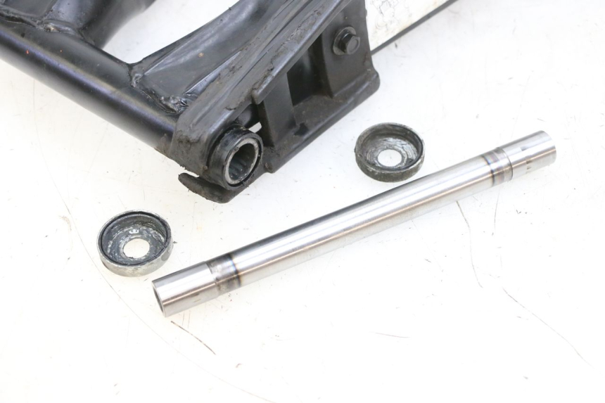 photo de BRAS OSCILLANT YAMAHA TZR 50 (2008 - 2016) - Points de fixation